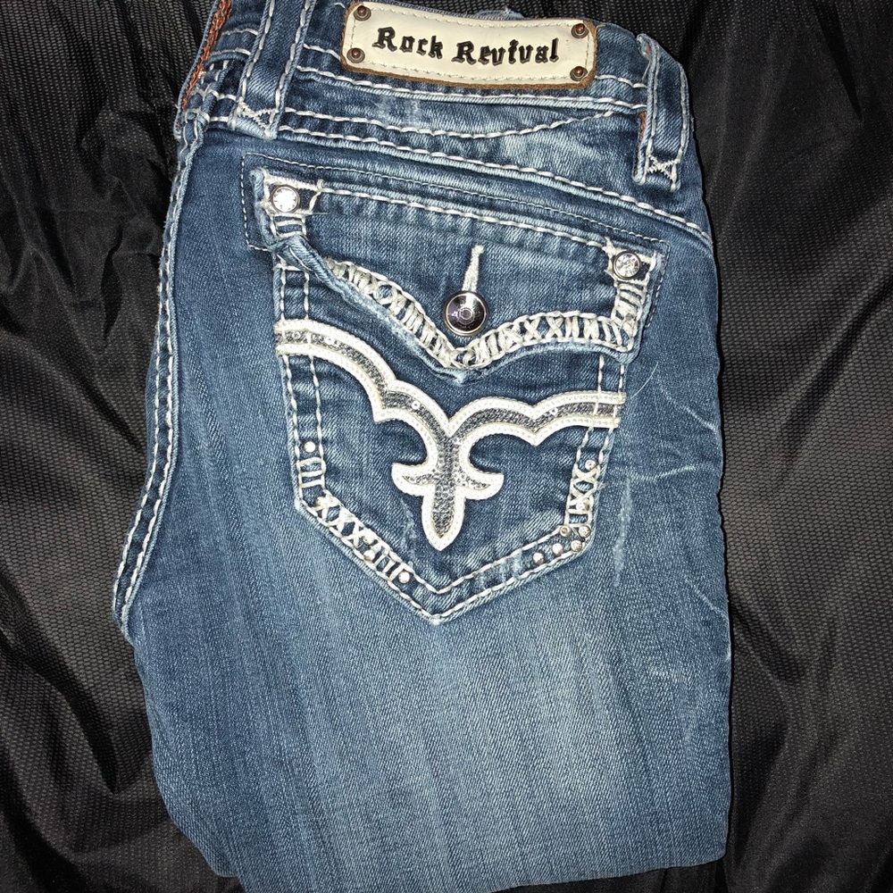 *sold* - Picture 2 of 7